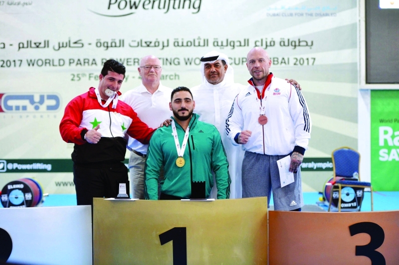 "Ⅶ كبار الحضور مع أبطال وزن الرجال 80 كلغ | البيان"