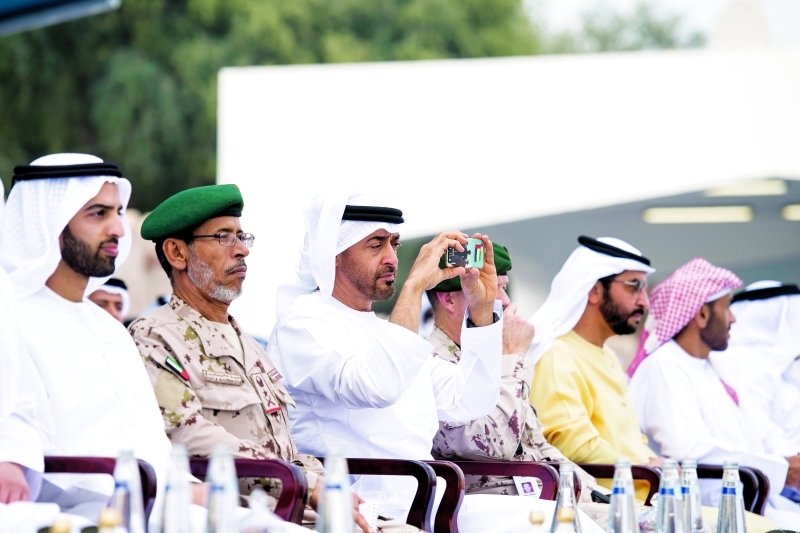 "محمد بن زايد ومحمد بن سعود وحمدان ونهيان بن زايد وحمد الرميثي"