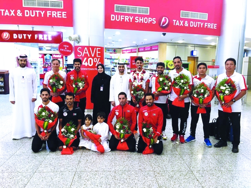 "■ استقبال مميز لنجوم منتخب الدراجات | البيان"