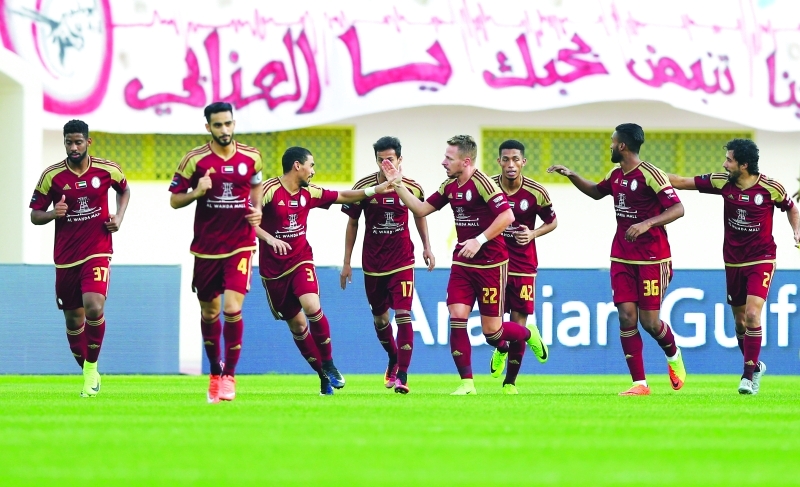 "■ فرحة لاعبي الوحدة بالفوز على كلباء | البيان"