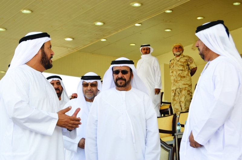 "الكتبي خلال متابعة المسابقات | البيان"