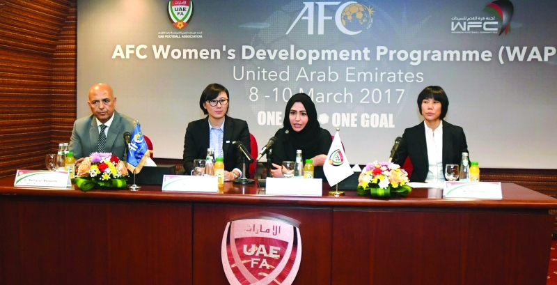 "■ أمل بوشلاخ تتحدث في المؤتمر الصحافي الآسيوي | البيان"