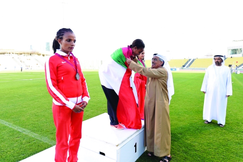 "■ الكمالي يتوج عليا محمد بذهبية سباق عشرة آلاف متر | البيان"