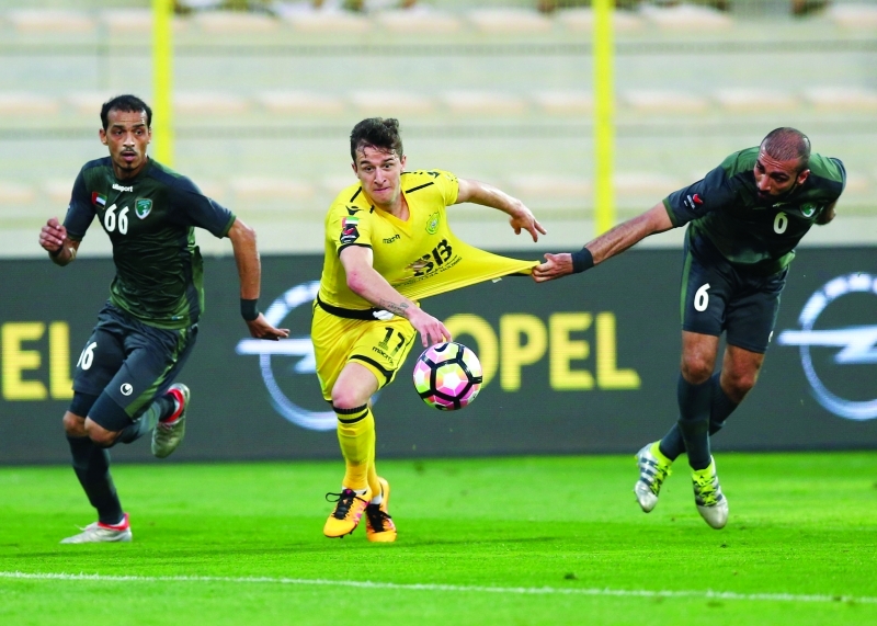 "■ الإمارات تعادل مع الوصل | البيان"