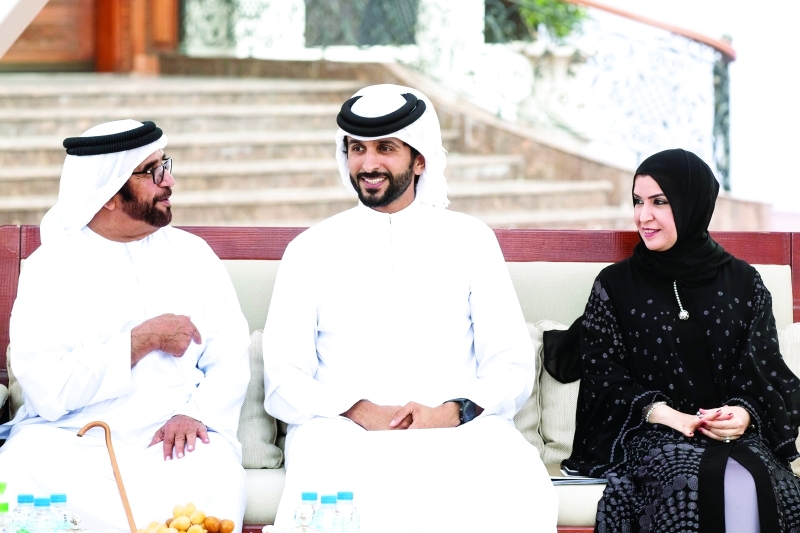 "■ أمل القبيسي وسيف بن محمد وناصر بن حمد بن عيسى"