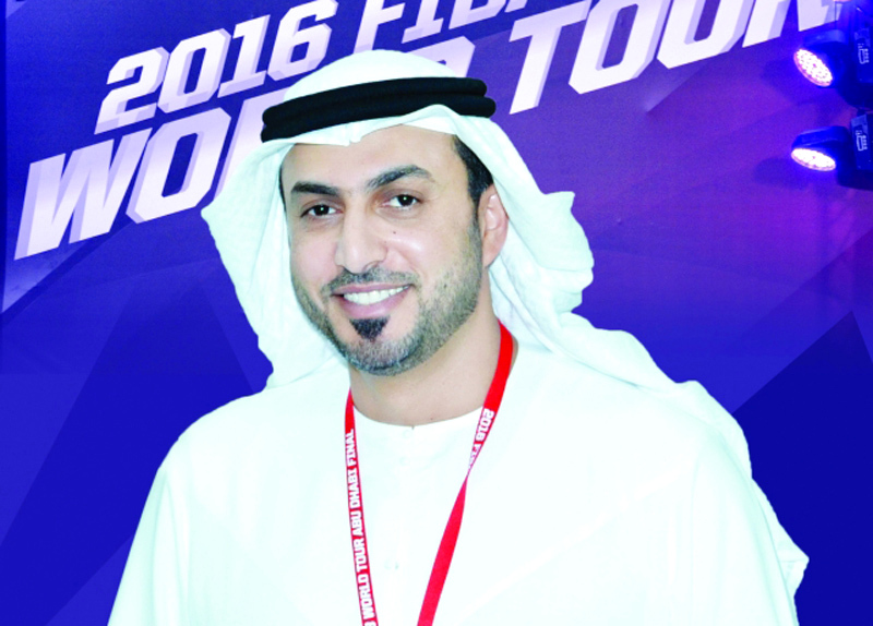 "خالد الهنائي"