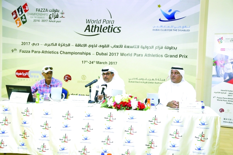 "■ بالرقاد يتحدث في المؤتمر الصحافي بحضور بالجافلة ومشكان"