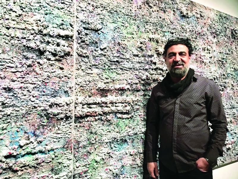 "ثائر هلال ولوحات معرضه «علامات فارقة 2» | من المصدر"