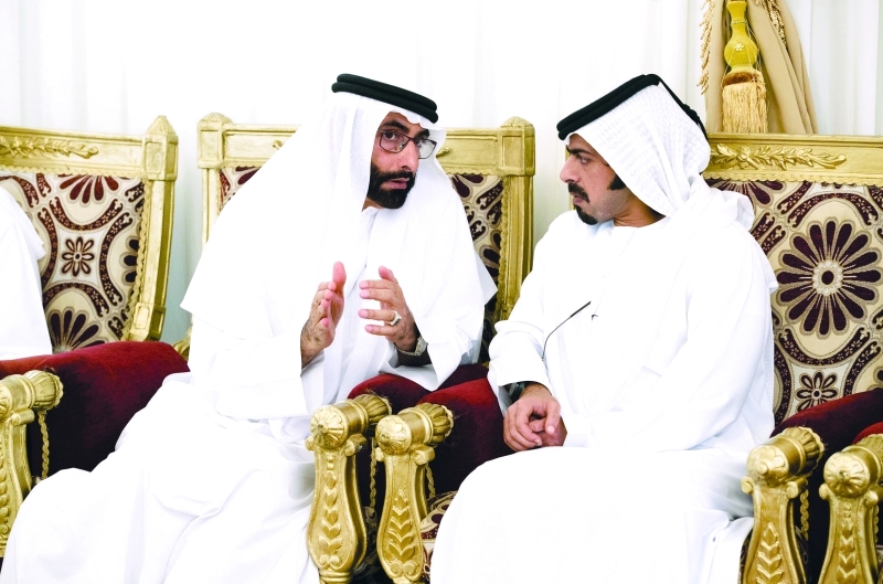 "خليفة بن طحنون ومحمد البواردي"