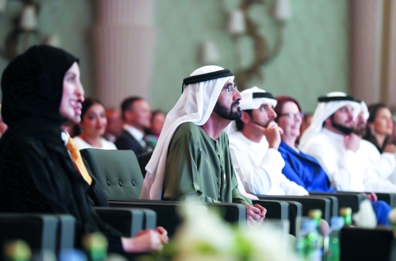 "محمد بن راشد وحمدان وأحمد بن محمد خال حفل التكريم بحضور شما المزروعي"