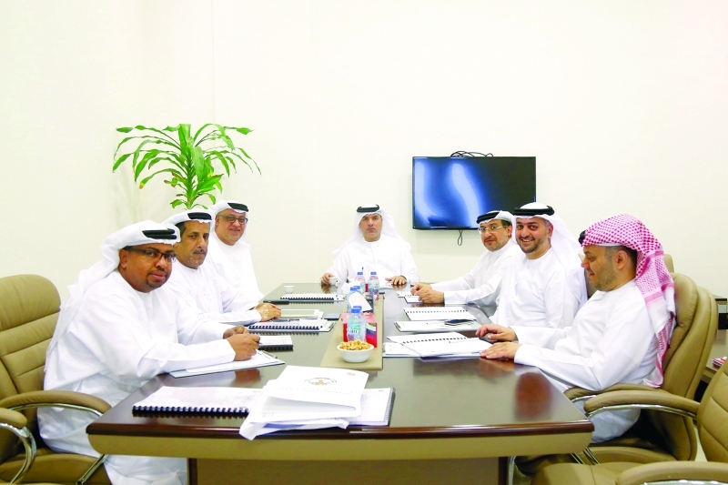 "■ جانب من اجتماع مجلس إدارة اتحاد الشطرنج | البيان"