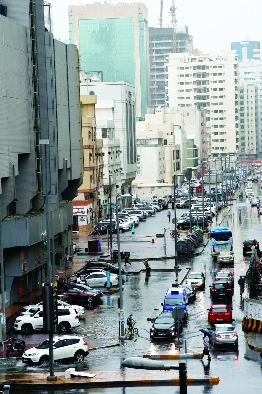 "■ أمطار الخير في أبوظبي | تصوير: مجدي إسكندر"