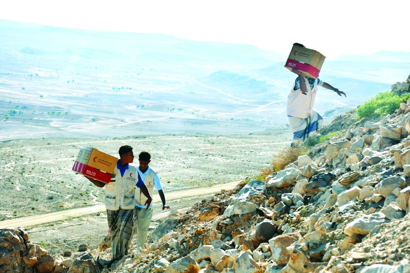"المساعدات الإماراتية تصل إلى اليمنيين في أقصى الأماكن | البيان"