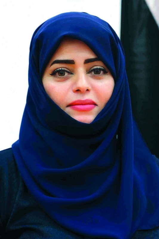 "مريم النيادي"