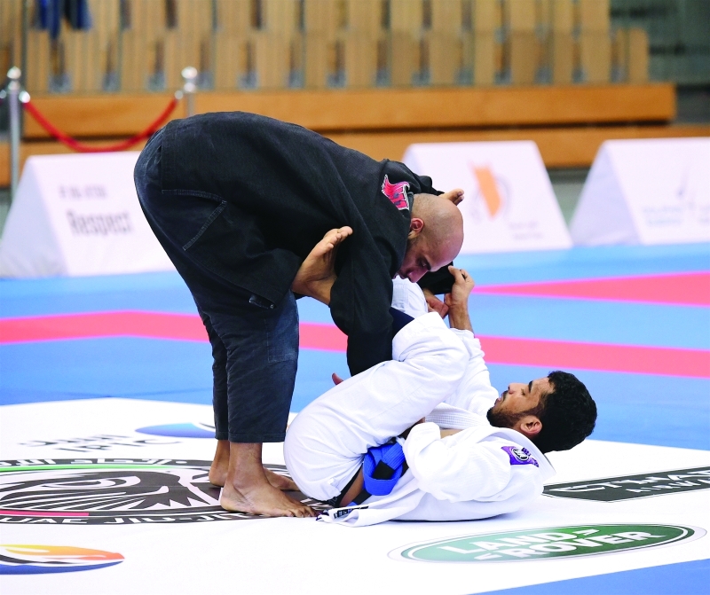"■ جانب من منافسات الشباب | البيان"