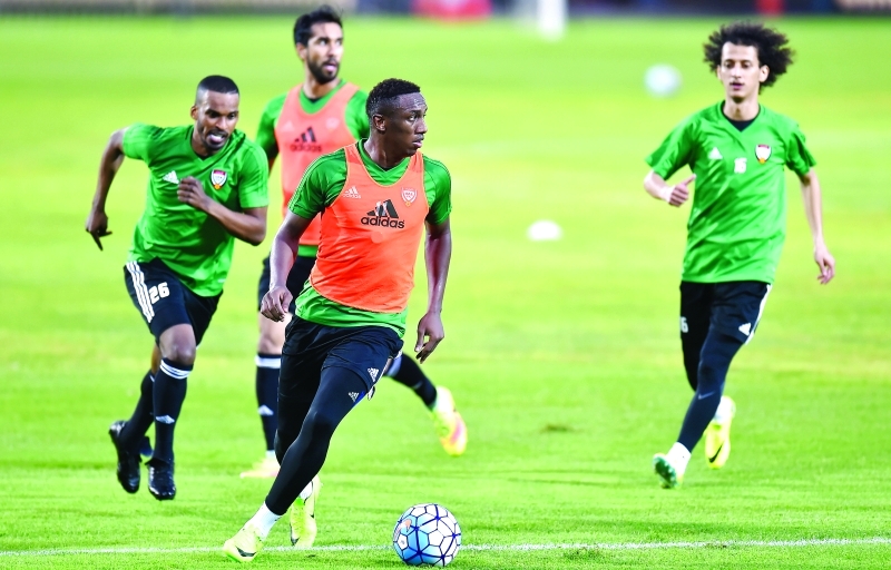 "■ أحمد خليل في المران الأول للمنتخب في سيدني | البيان"