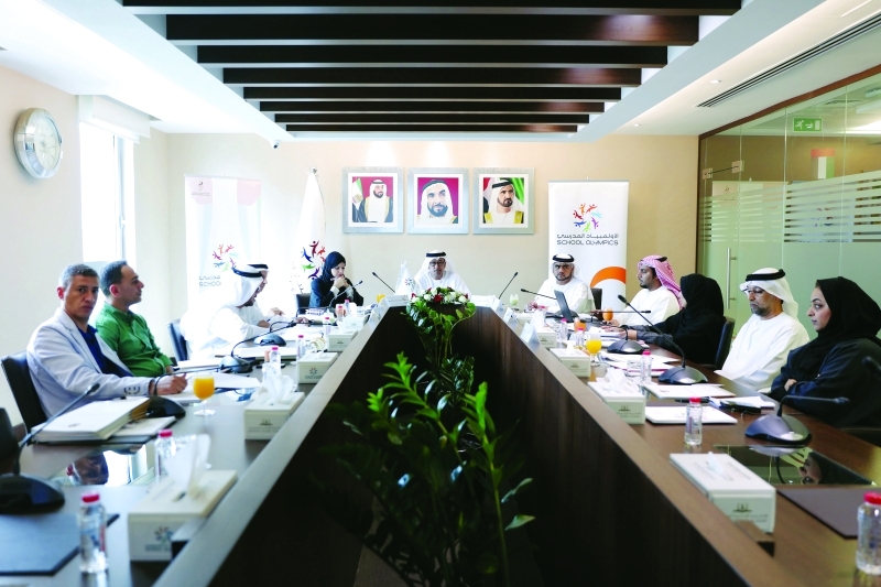 "■ داوود الهاجري مترئساً اجتماع المكتب التنفيذي | البيان"