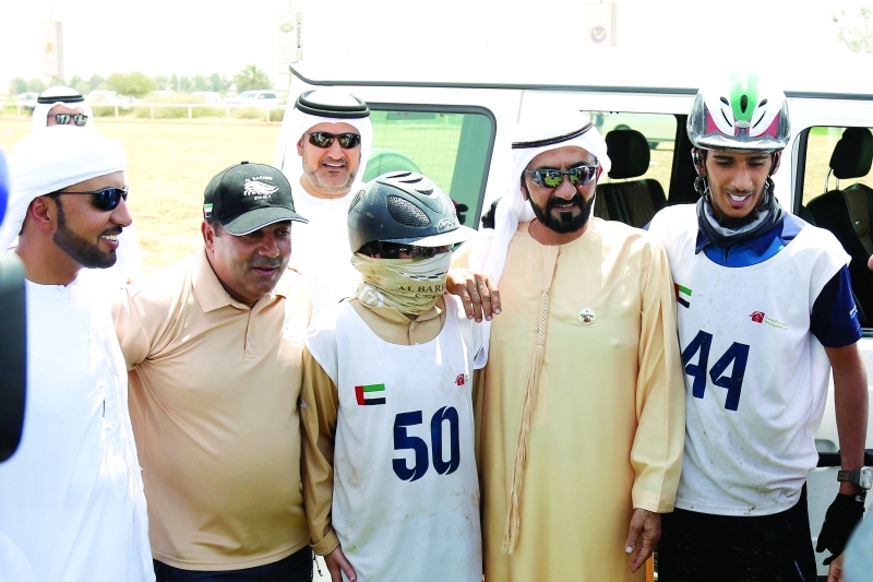 محمد بن راشد يشهد كأس المدربين للقدرة فـــي سيح السلم