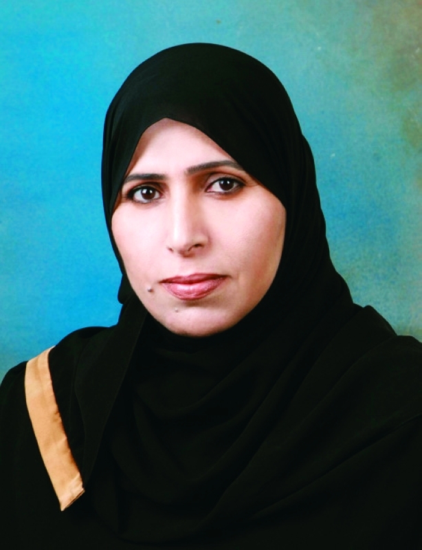"نورة المهيري"