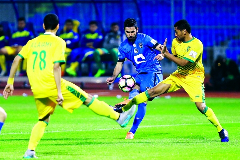 "■ الهلال على بعد خطوة من حسم لقب الدوري السعودي | البيان"
