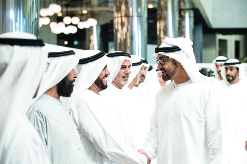 "■ محمد بن زايد مصافحاً عبيد الكعبي والحضور"