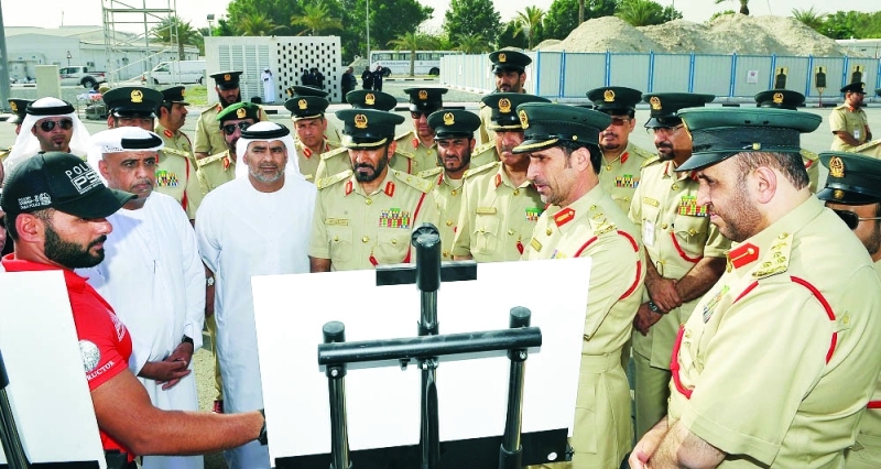 "■ المري يكرم المشاركين في الدورة | البيان"
