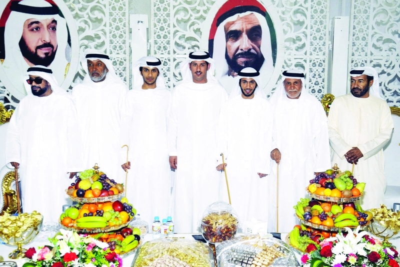 "هزاع بن خليفة بن شخبوط والعريسان وعدد من الأهل"