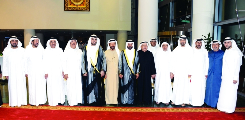 "علي حسن وداود سليمان وعبدالله فضل الحمادي والعريس ووالده ووالد العروس وعدد من الأقارب"