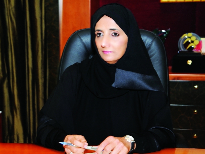 "عزة النعيمي: مساندة المجتمع بمبادرات إنسانية تنمي التعاضد"