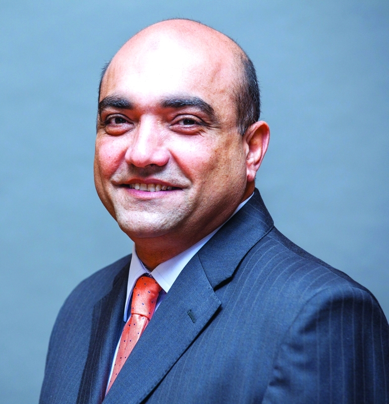 "طارق هيبة"