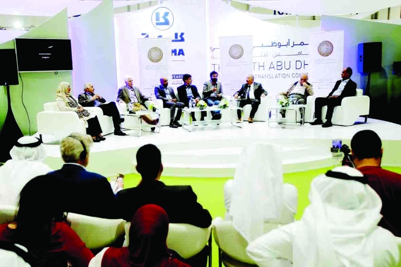 فرسان جائزة زايد يستعرضون إبداعاتهم