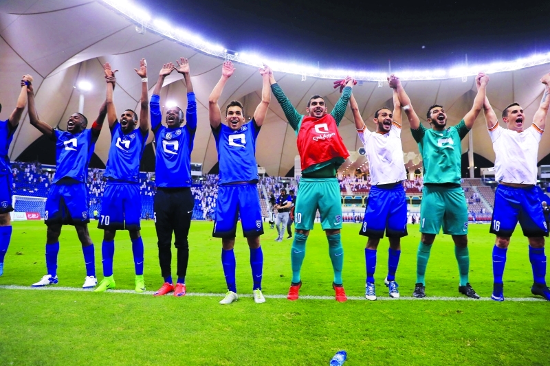 "■ الهلال يتوج بدرع الدوري السعودي اليوم | البيان"