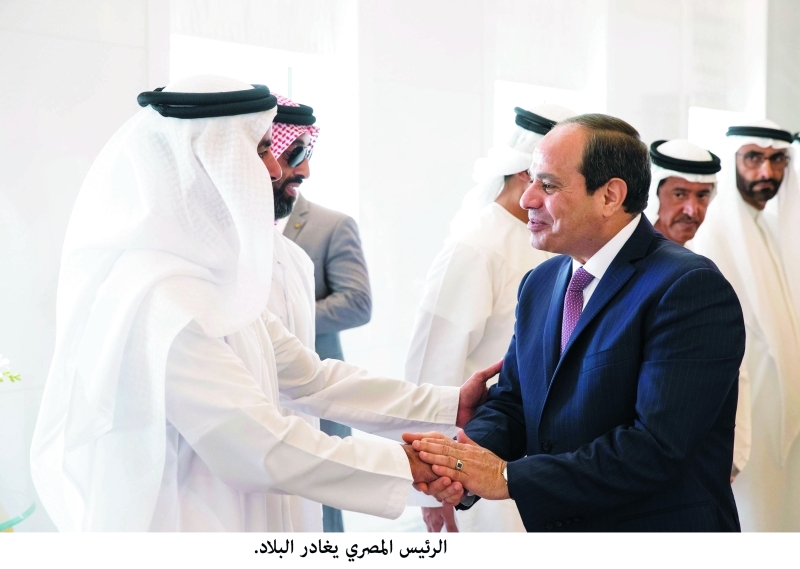 "■ السيسي مصافحاً سيف وطحنون بن زايد"