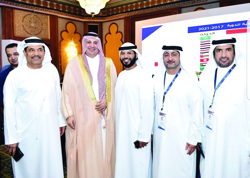 "■ بن غليطة وتركي بن خالد يتوسطان غانم أحمد والنمر وناصر بن ثعلوب | البيان"