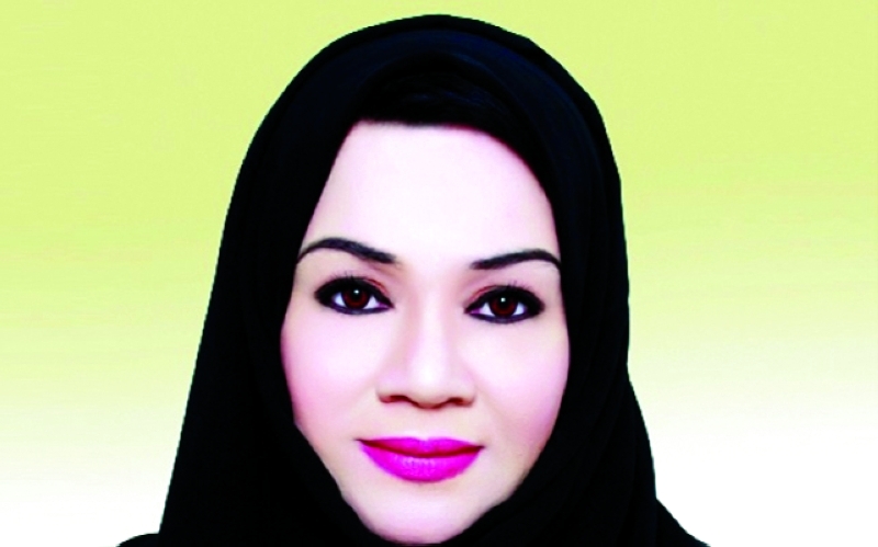 "■ موزة الشومي"