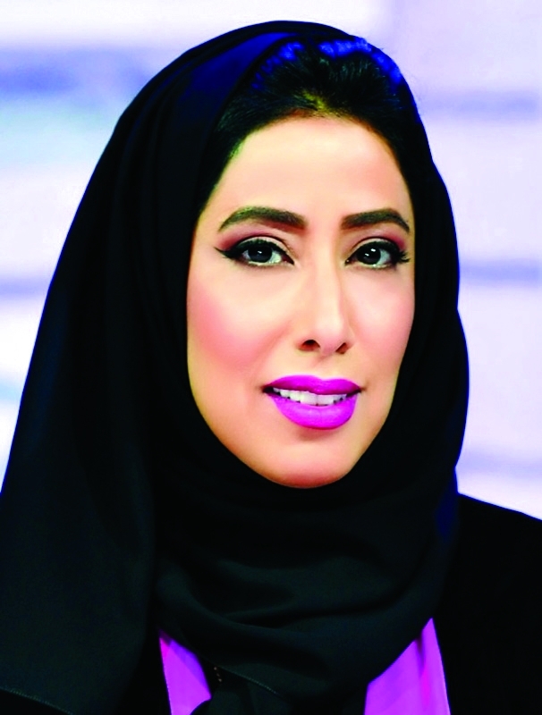 "منى المري: خطوة جديدة نحو إعداد جيل قيادي واعد من النساء"