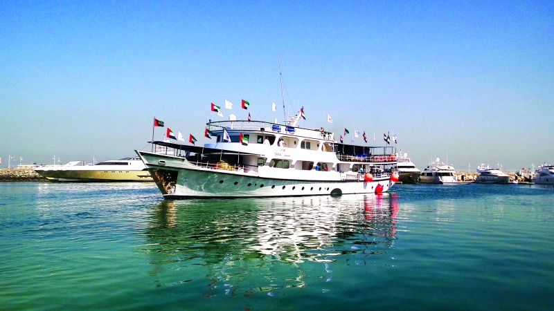 "■ قافلة اللجنة المنظمة تتجه إلى جزيرة صير بونعير اليوم"