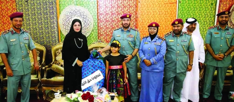 "شرطة رأس الخيمة تحتفل بالحدث"