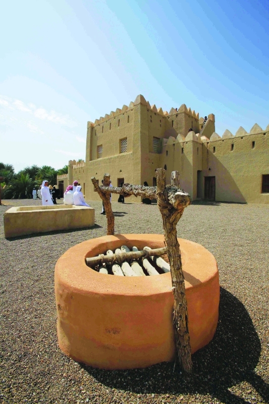 "منزل بن حمودة الظاهري في واحة الجيمي"