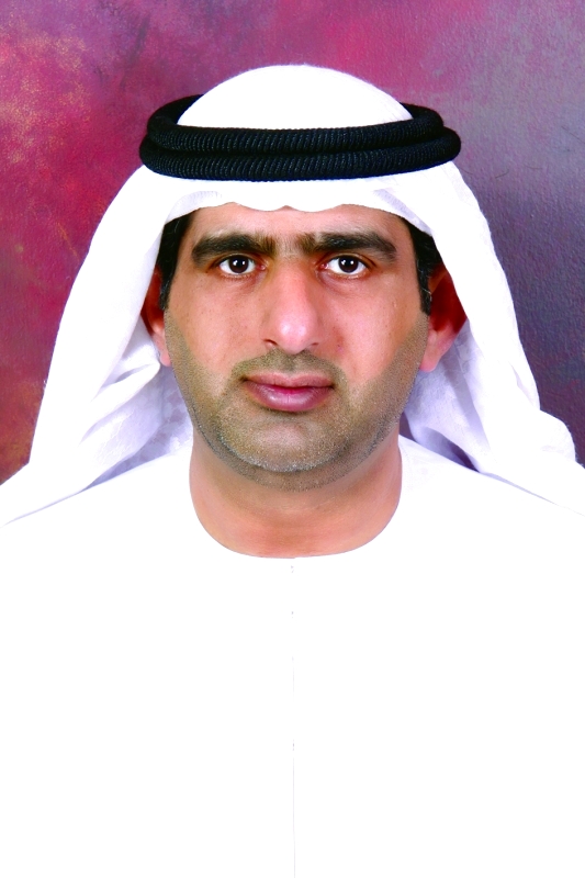 "إبراهيم الحوسني"
