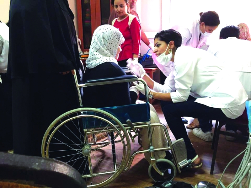 "مؤسسة جبريللا تقدم العلاج الطبيعي بالمجان لغير القادرين | من المصدر"