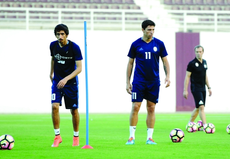 "■ جانب من استعدادات الوحدة لنهائي الكأس البيان"