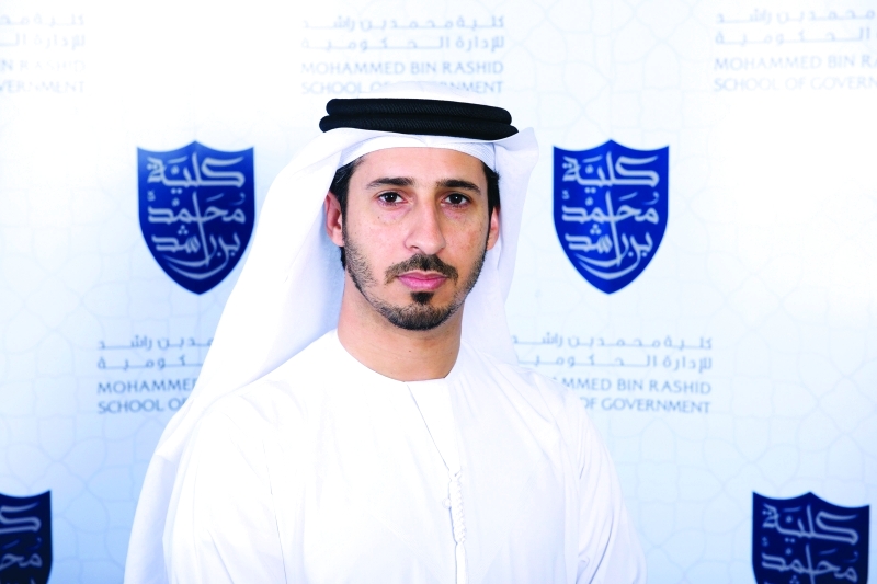 "علي المري"