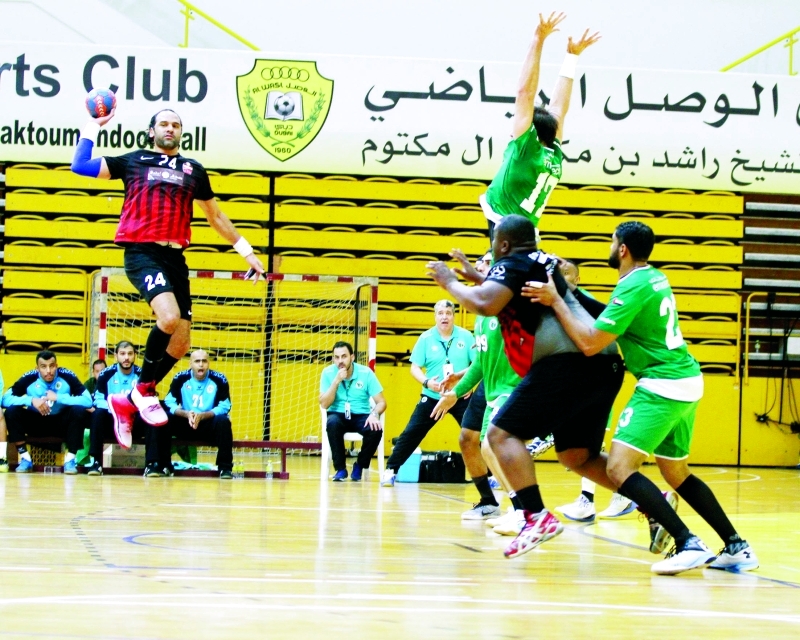 "■ الأهلي يكسب الشباب بديربي الجارين\t | البيان"