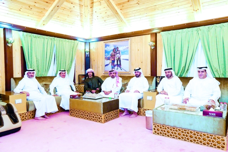 "■ نصر النيادي يترأس اجتماع «الرياضات الجوية» | البيان"