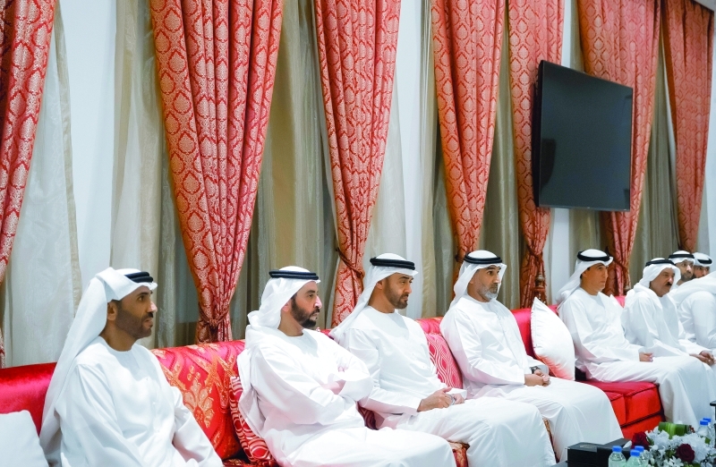"■ ولي عهد أبوظبي لدى زيارته المجلس الجديد بحضور حمدان ونهيان بن زايد وفارس المزروعي وجبر السويدي"
