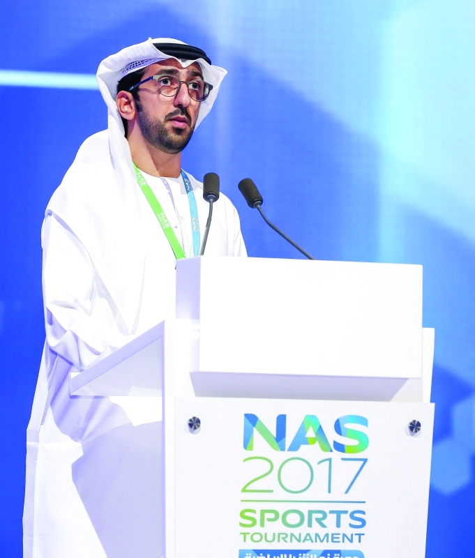 "■ المزروعي يلقي كلمة الافتتاح"