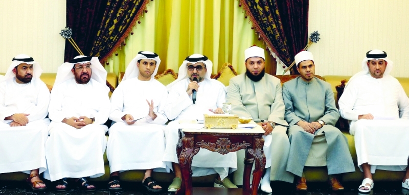 "جانب من مجلس وزارة الداخلية والذي استضافه طارق الطنيجي في الرمس برأس الخيمة"
