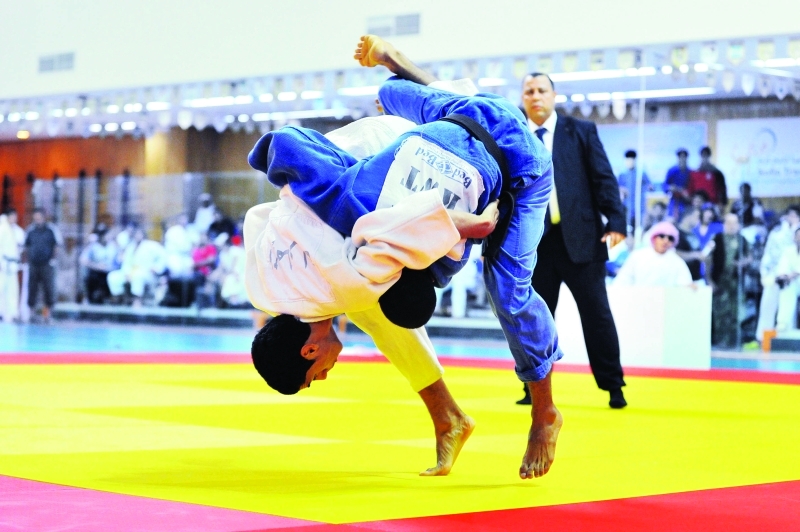 "■ من منافسات الجودو للرجال | البيان"