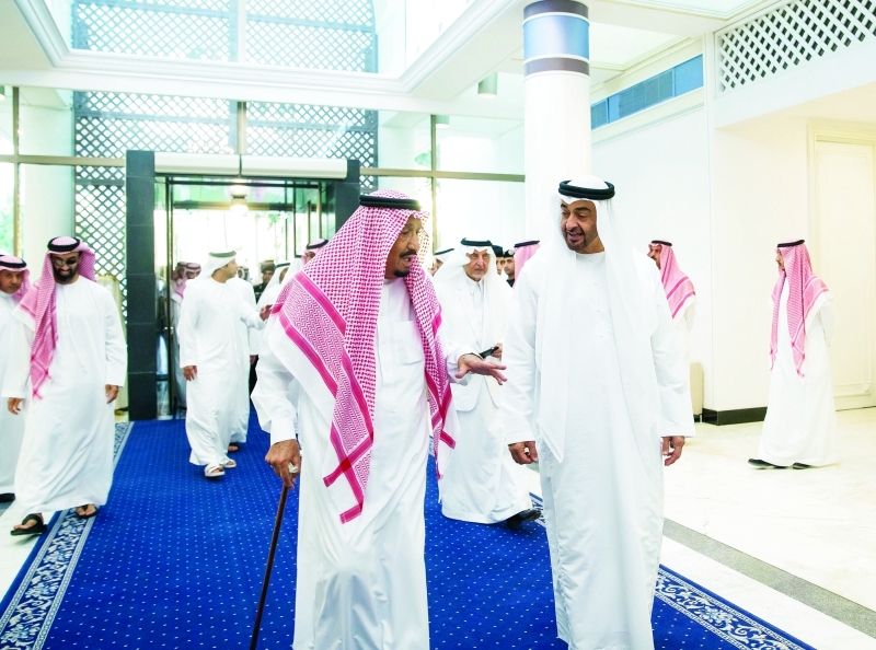 "■ محمد بن زايد في حديث مع الملك سلمان"